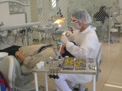 Especialização em Endodontia Especialização em Endodontia