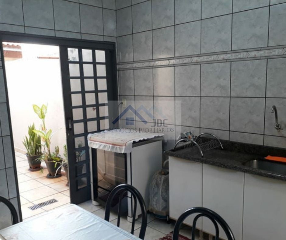 Casa - Venda - PARQUE RIBEIRÃO PRETO - Ribeirão Preto Casa - Venda - PARQUE RIBEIRÃO PRETO - Ribeirão Preto