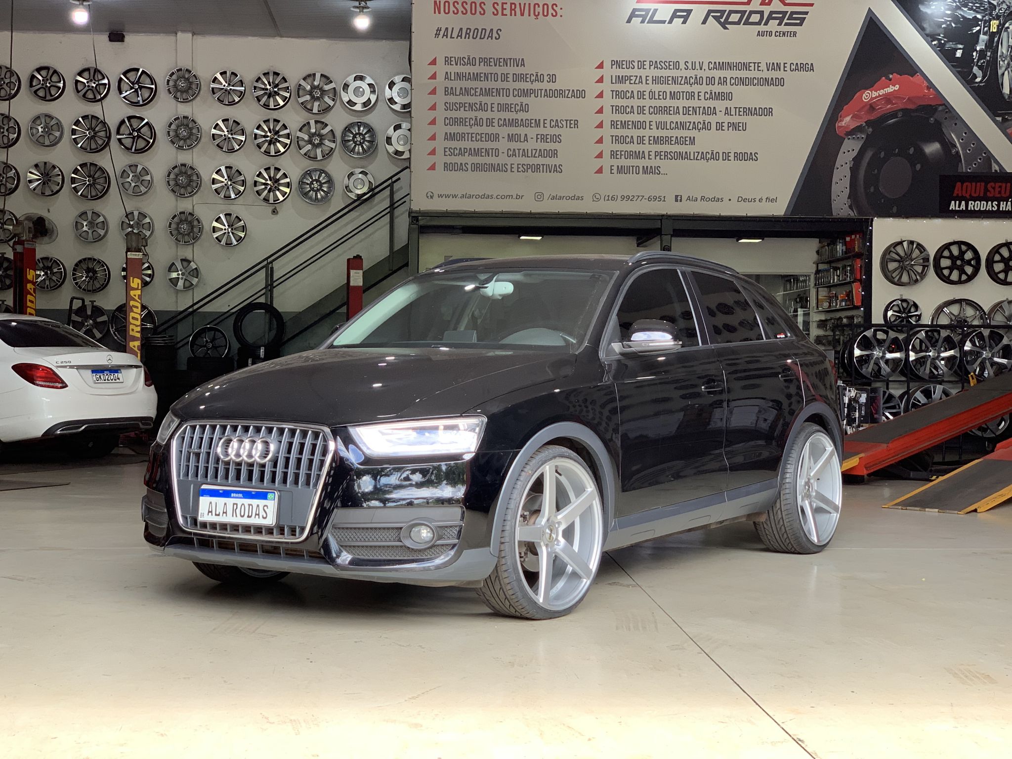 AUDI Q3 