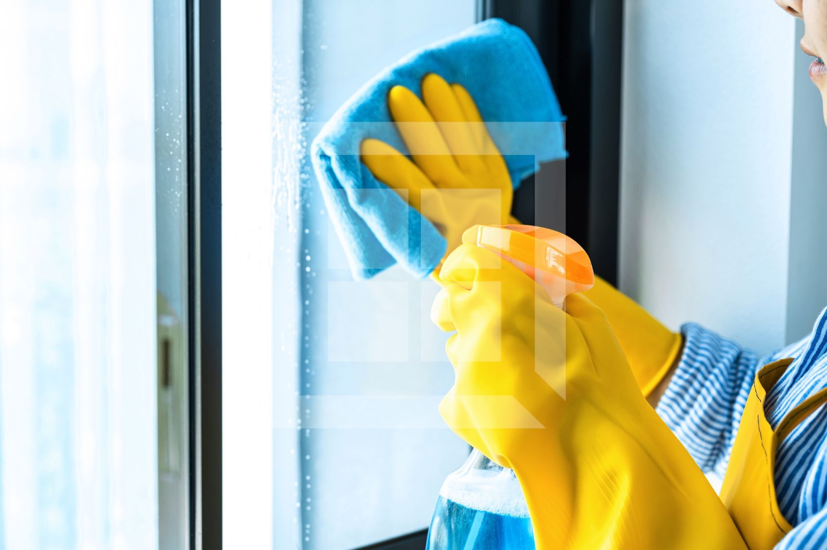 Post: Guia Definitivo: Como Limpar Portas e Janelas de PVC Sem Danificar - Descubra as Melhores Técnicas!