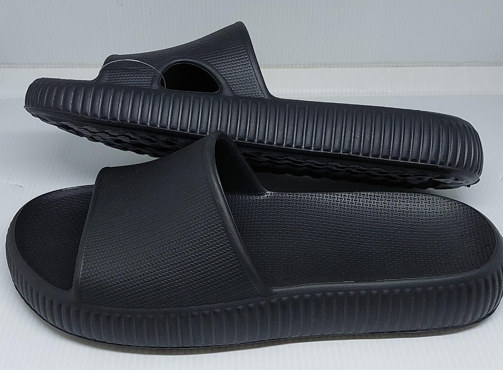 Chinelo Nuvem Unissex Confort�vel M�cia Preto