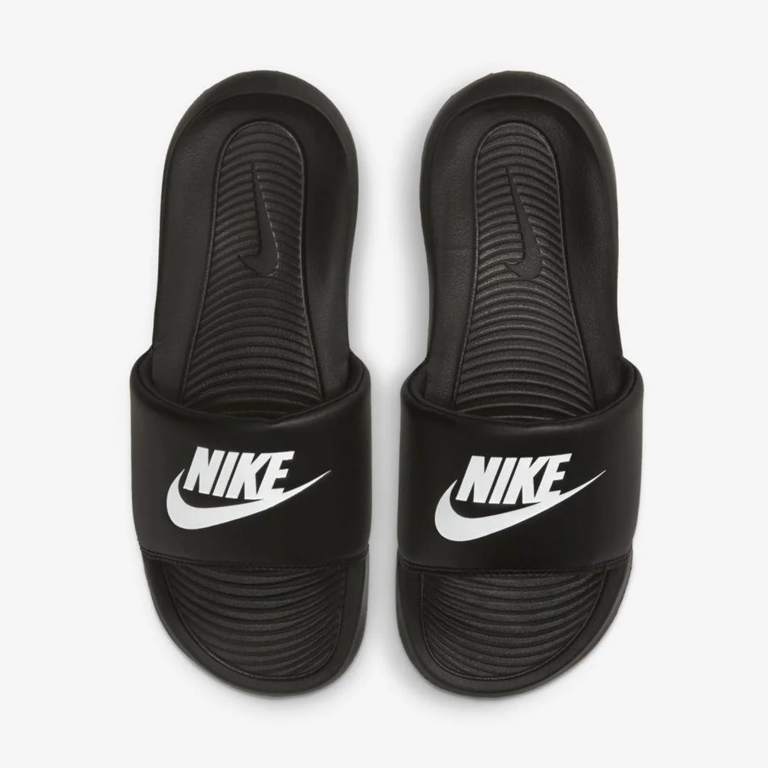 Chinelo Nike Victori One - Preto