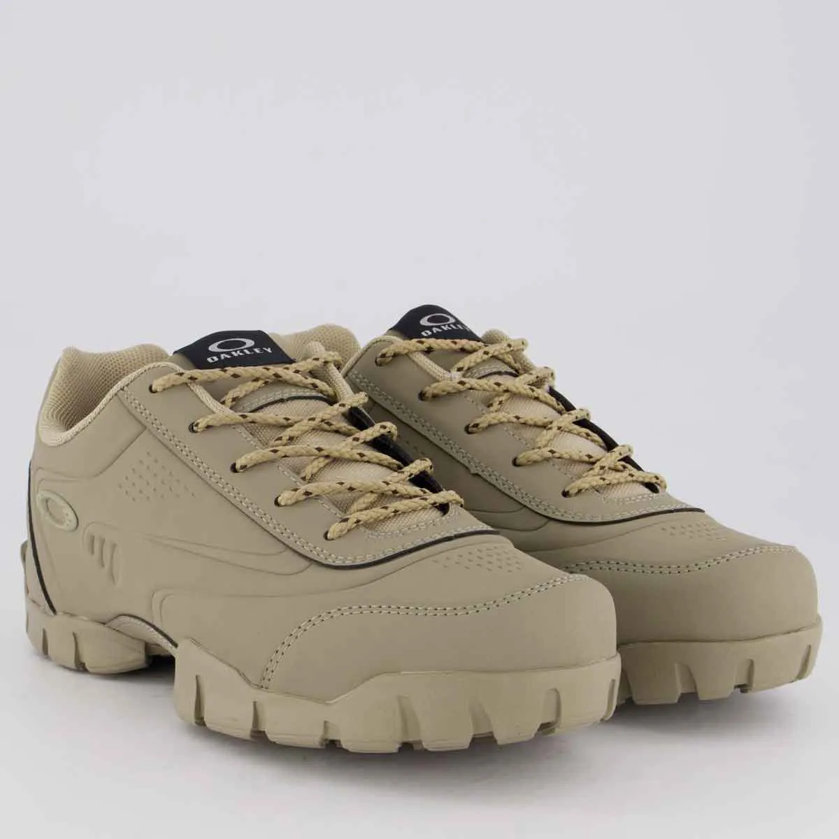 T�nis Oakley Stern Bege