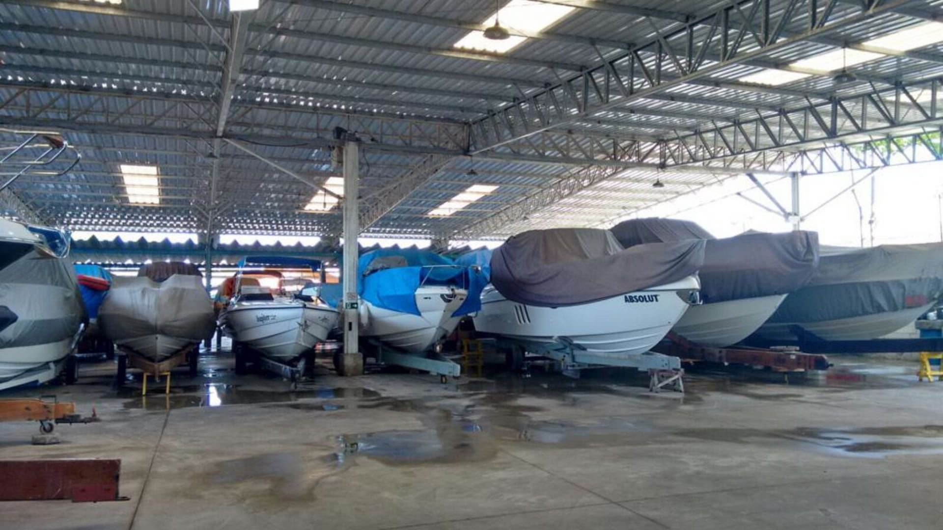 Garagem coberta